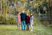 Schlomer family and Tessa's senior session